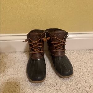 Sperry Girl's Brown and Black Duck Boots Size 6